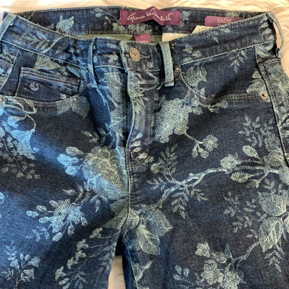 Gloria Vanderbilt Sadie skinny Floral Jeans - Picture 3 of 8